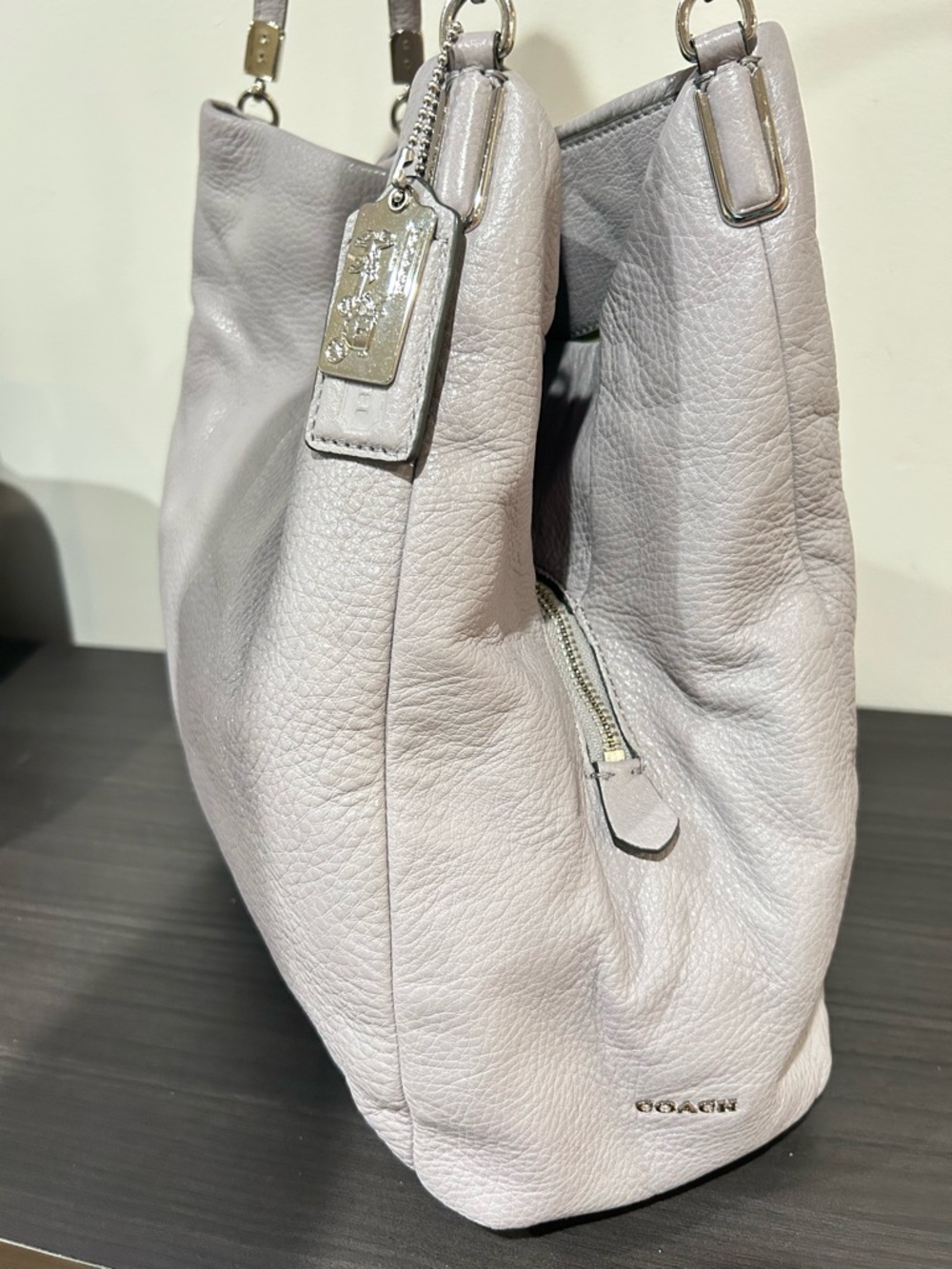 Coach Madison Phoebe Grey
Quartz shoulder bag NWOT - Picture 9 of 17